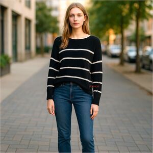 Twist Stripe Knit Sweater Reversible Junior Large